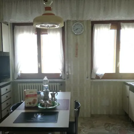 בית נופש Casa Vacanze Lanera מטרה